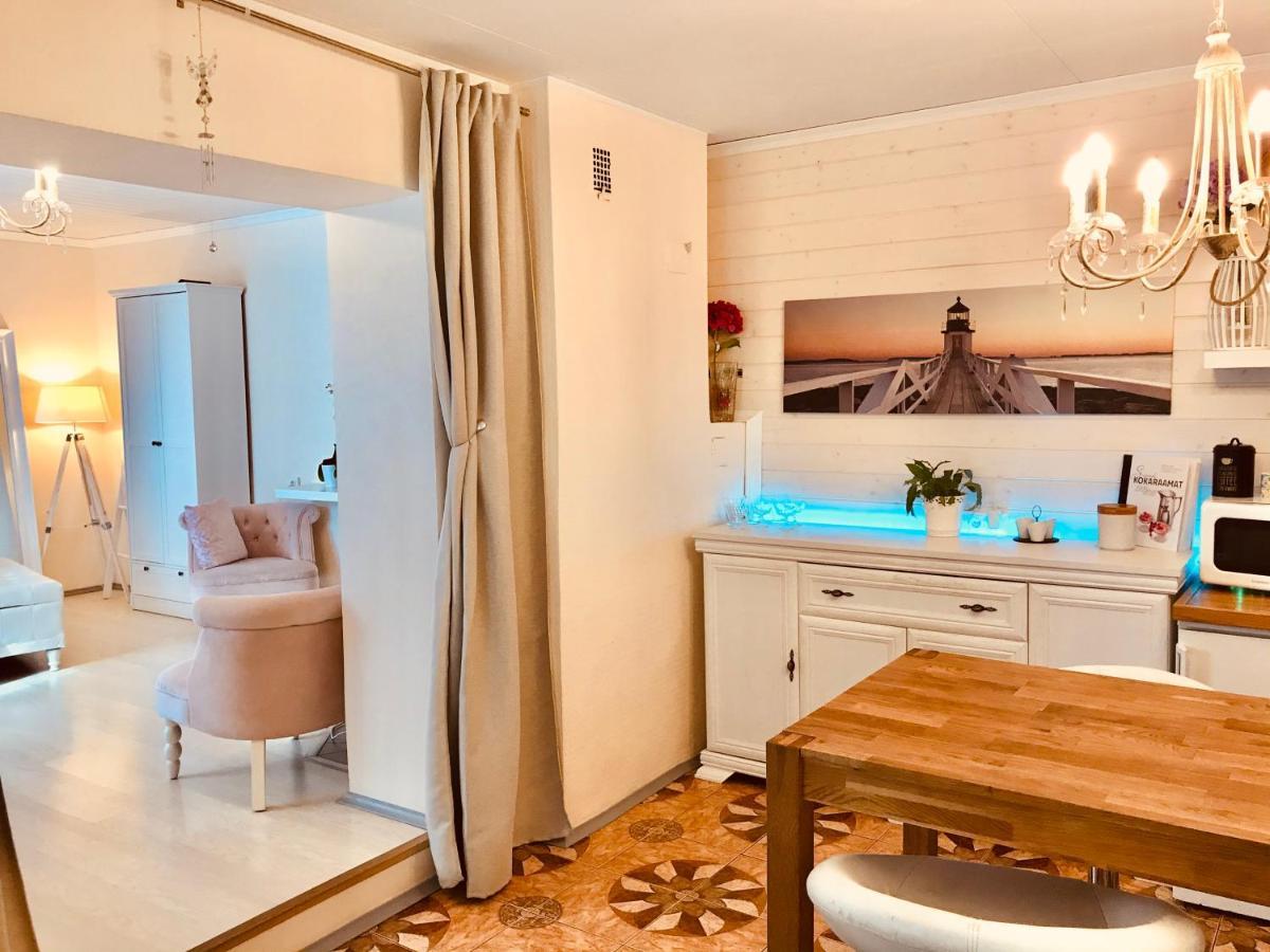 Cozy City Studio Apartment Free Parking Таллин Экстерьер фото