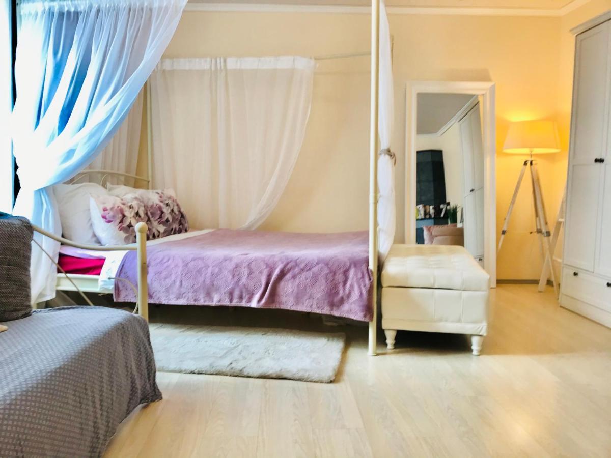 Cozy City Studio Apartment Free Parking Таллин Экстерьер фото
