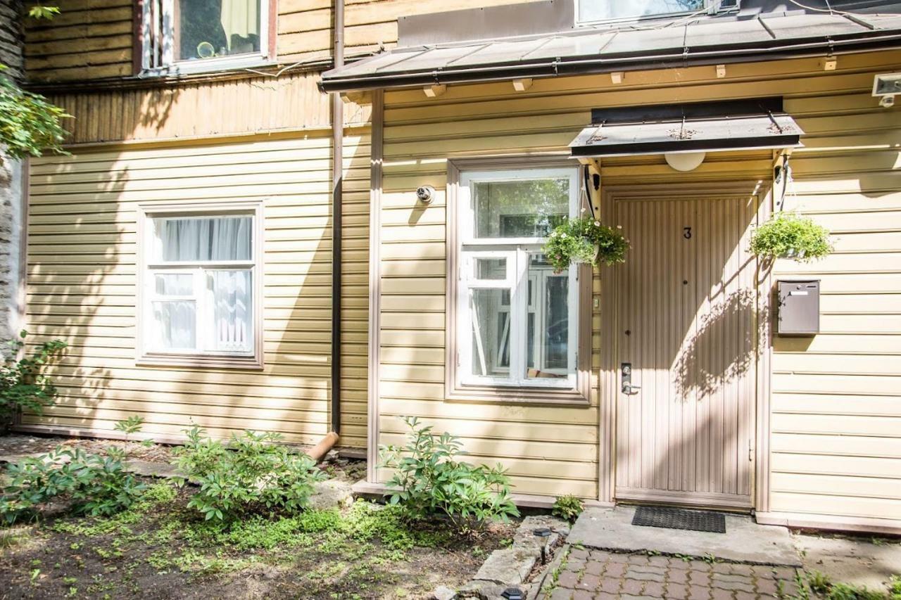Cozy City Studio Apartment Free Parking Таллин Экстерьер фото